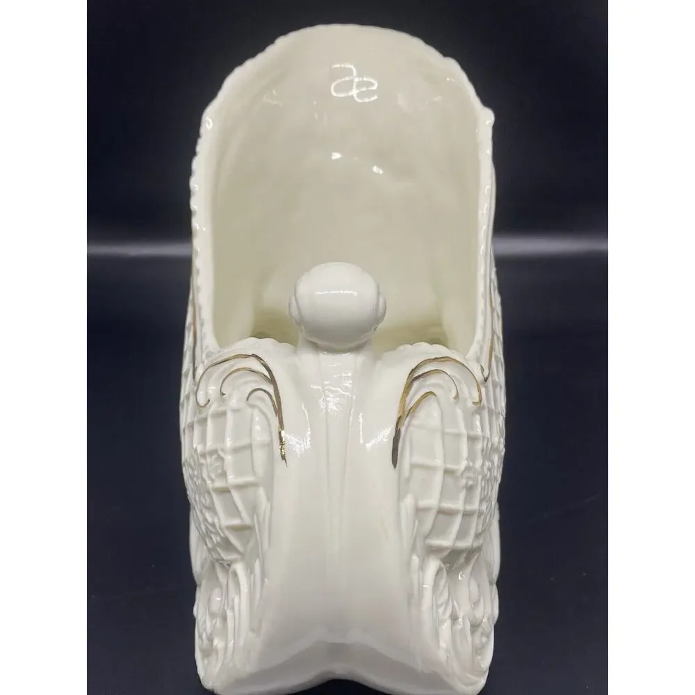 Palm Tree Company Sleigh: Christmas Holiday Décor‎ Ivory White Gold Leaf Trim